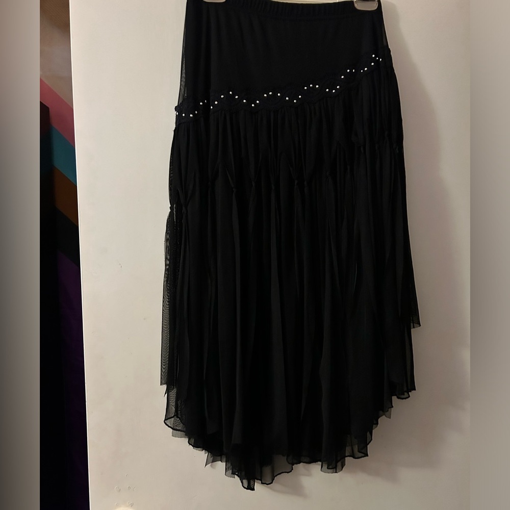 Black Skirt, Medium
